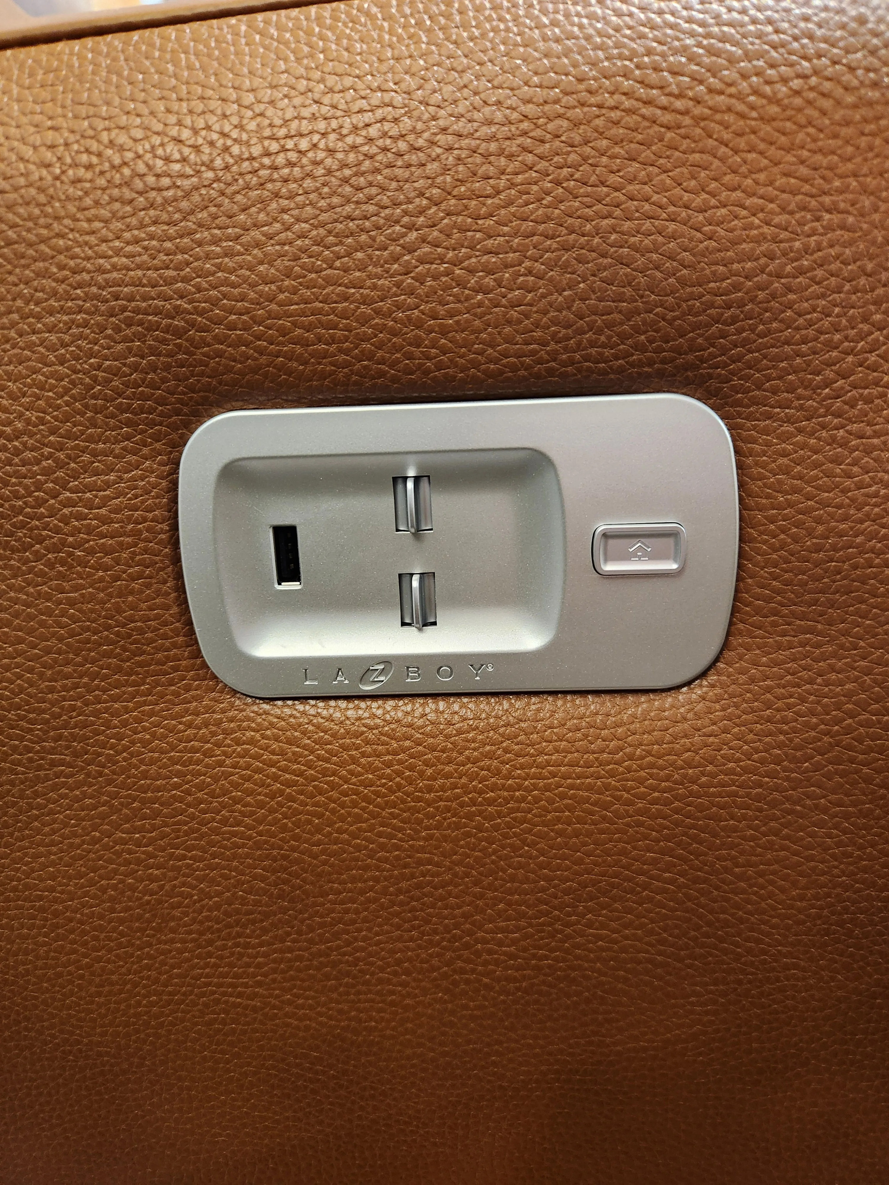 781 Emmons Reclining With Headrest Sofa