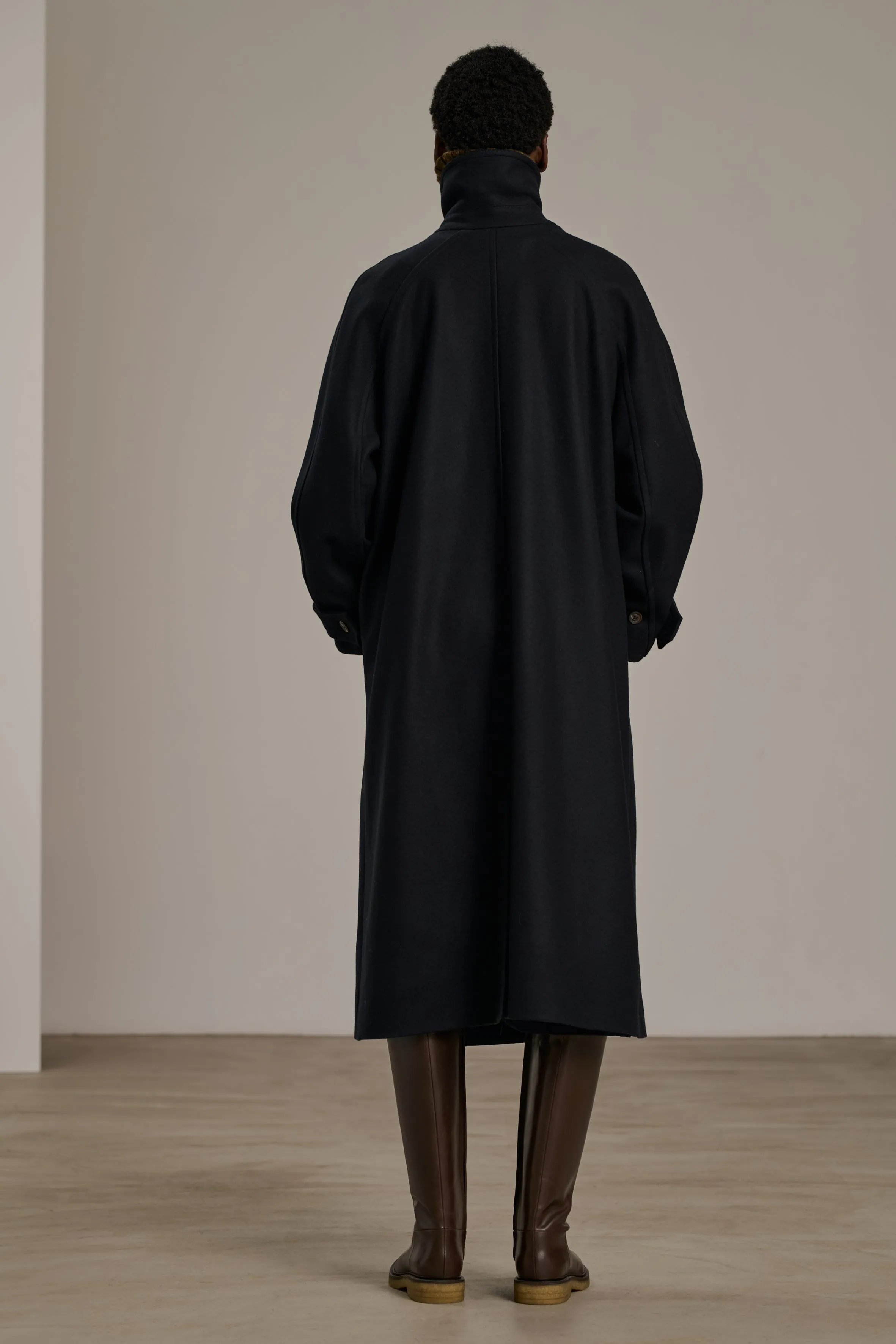 BERLIN NAVY COAT