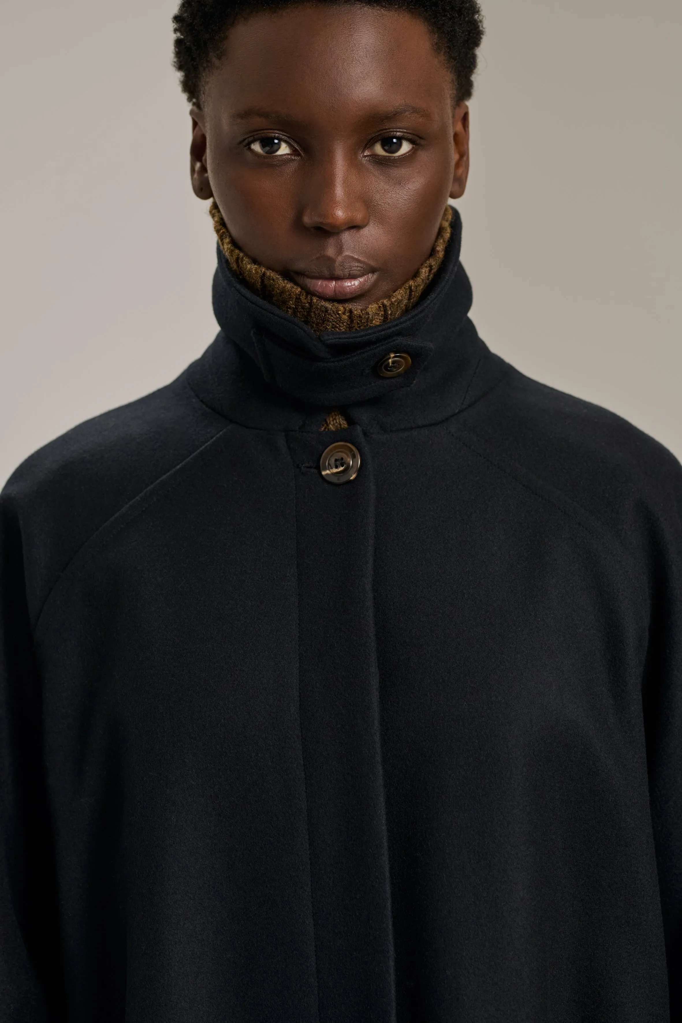 BERLIN NAVY COAT