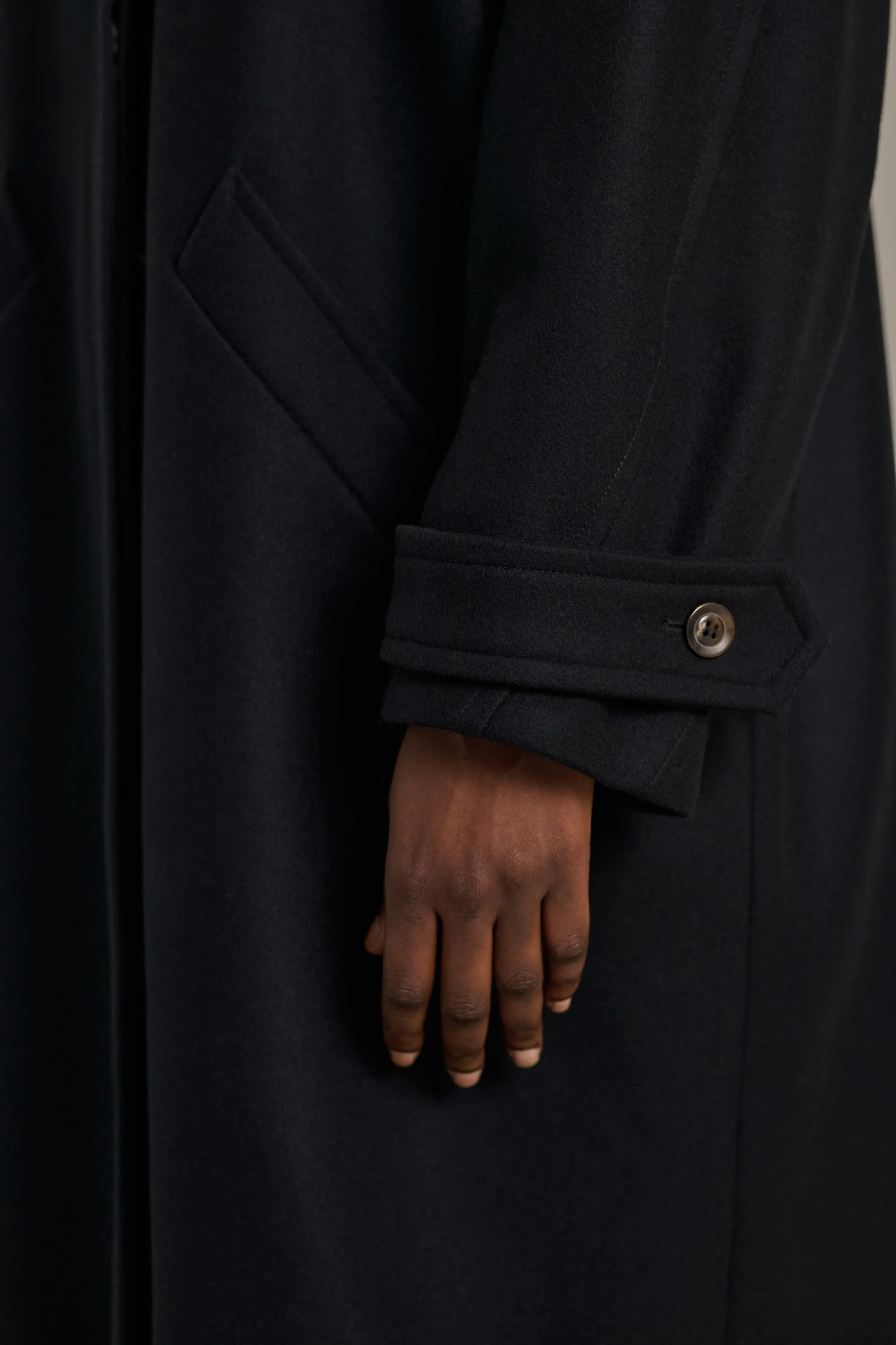 BERLIN NAVY COAT