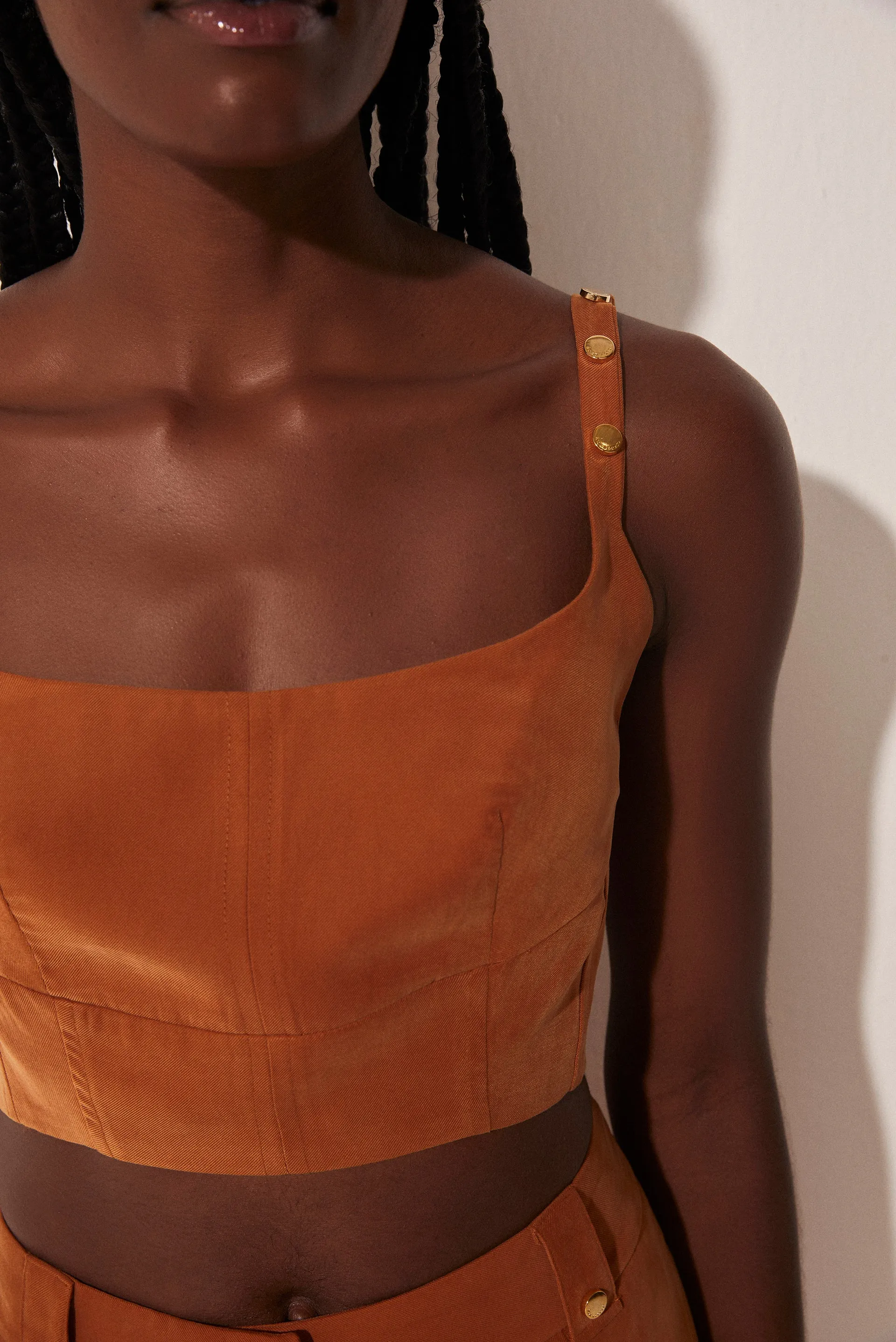 Mediterranean Tailored Top With Wide Straps E4559A1646