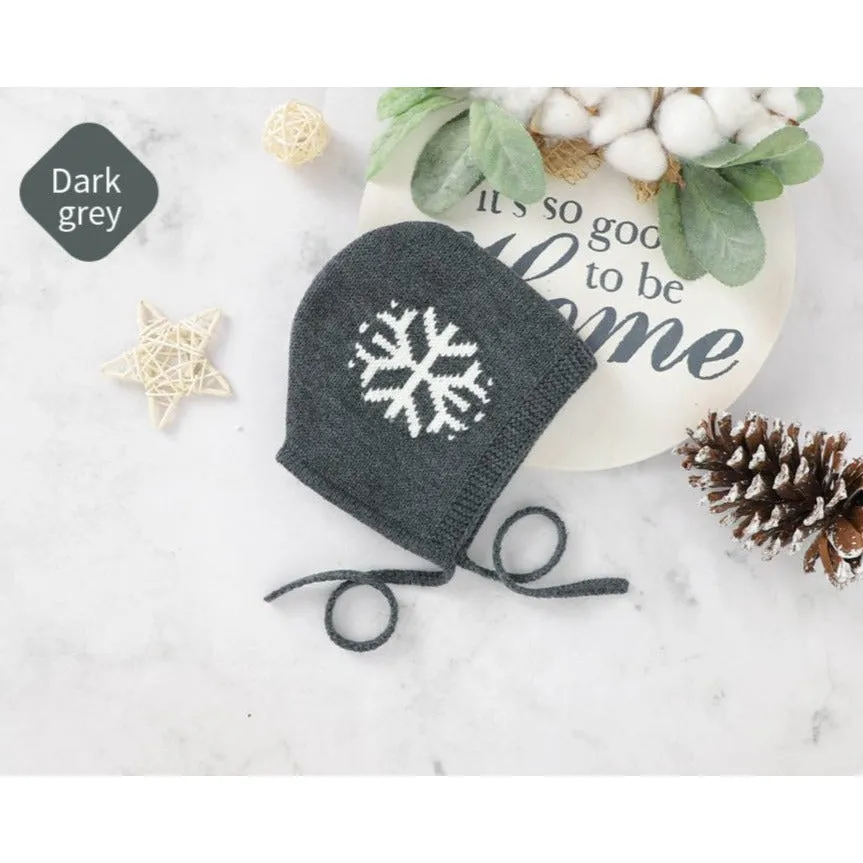 Newborn Warm Snowflake Bonnet