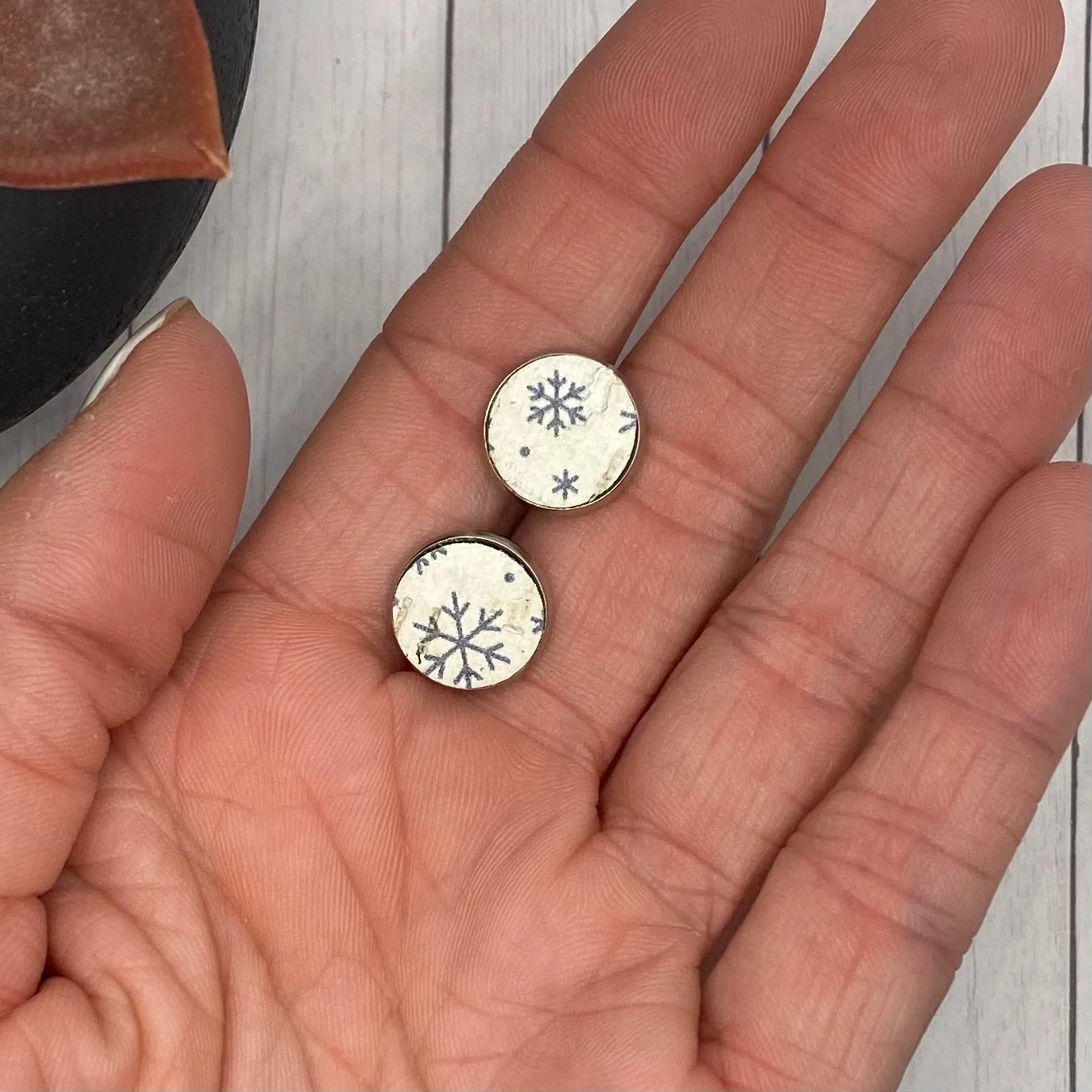 Snowflake Cork and Leather Stud Earrings