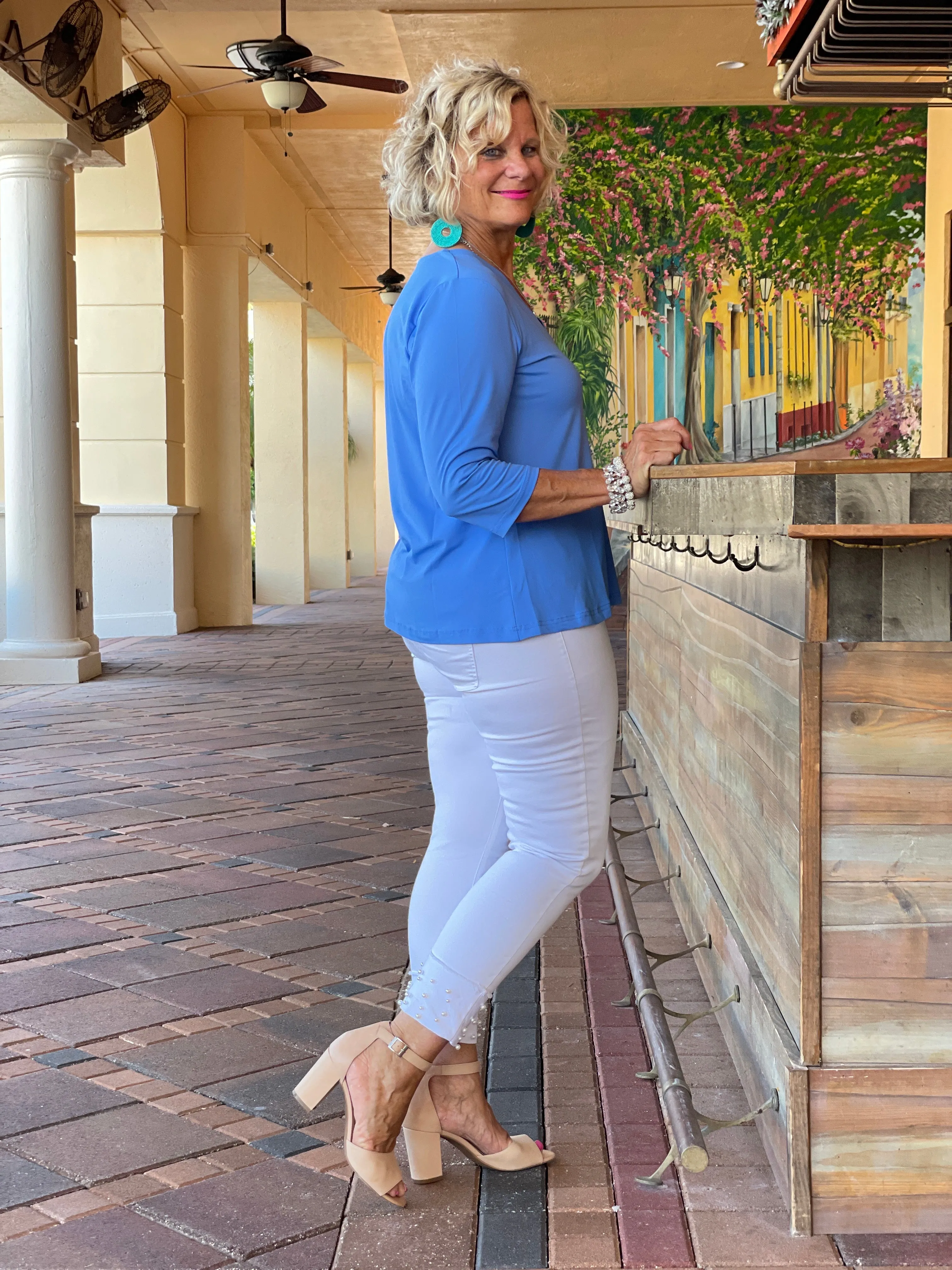 TAILORED V PERRIWINKLE TOP