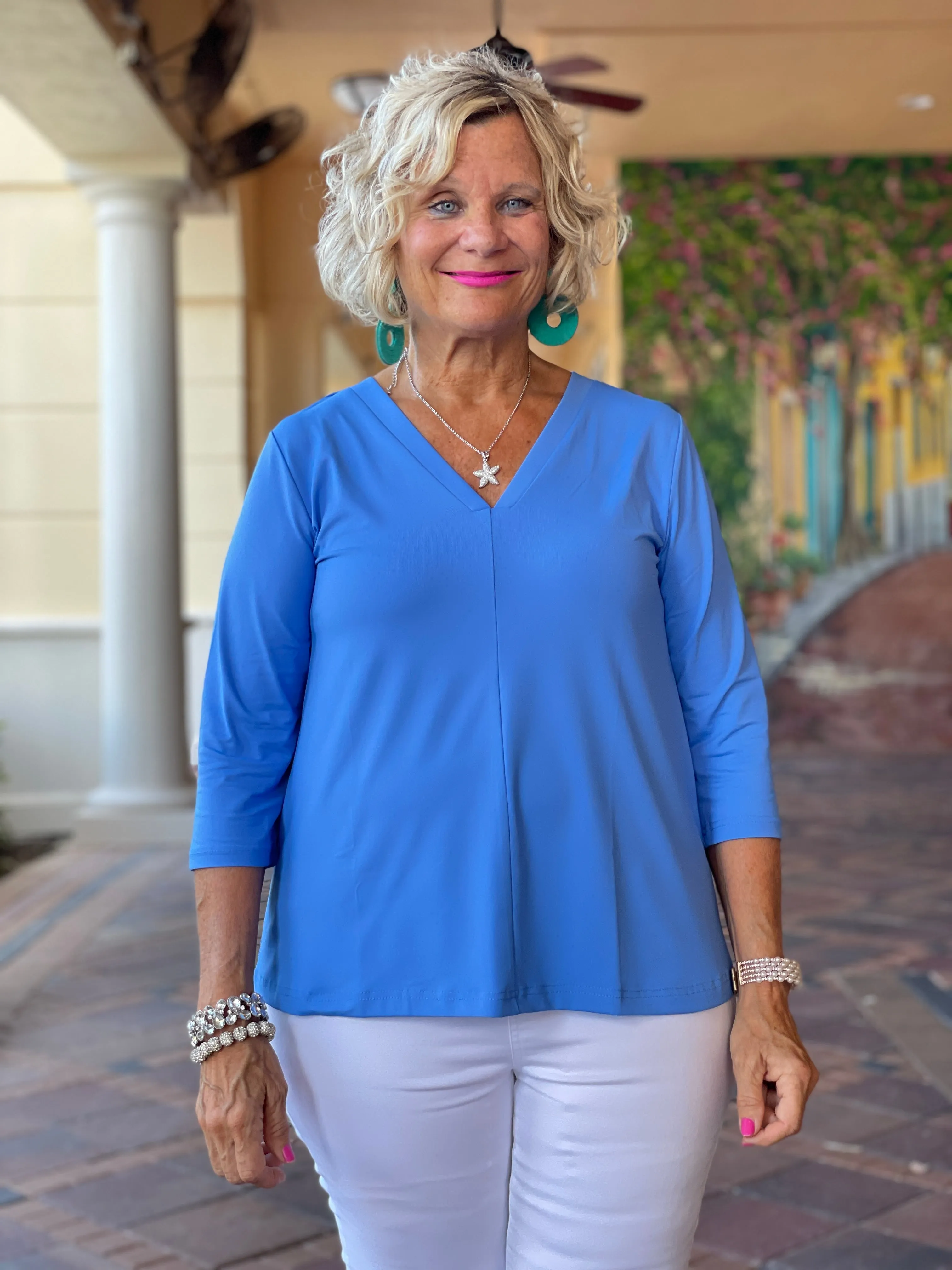 TAILORED V PERRIWINKLE TOP
